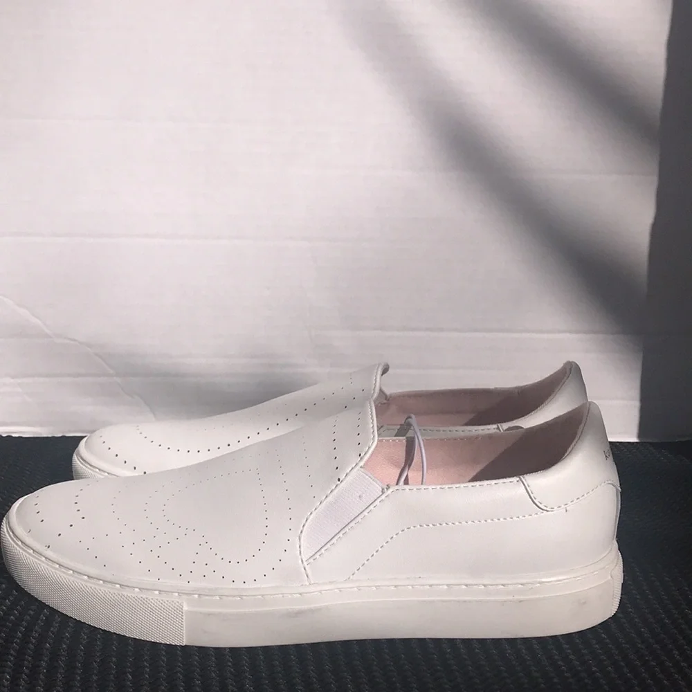 🆕Kate Spade Perforated Leather Slip Ons